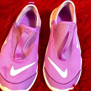 Pink Nike size 9 toddler shoes